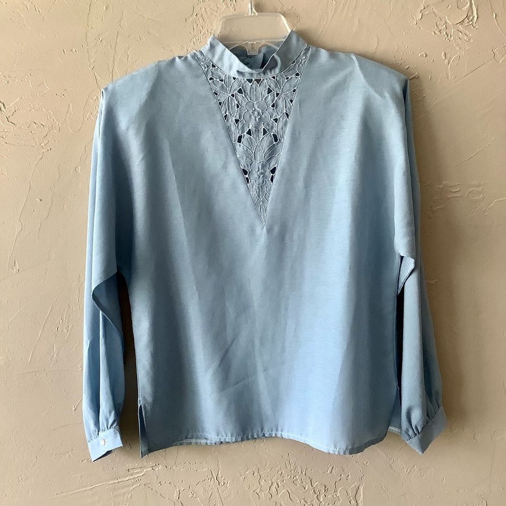 Vintage Gianni Bellini floral cutout blouse shoulder pads